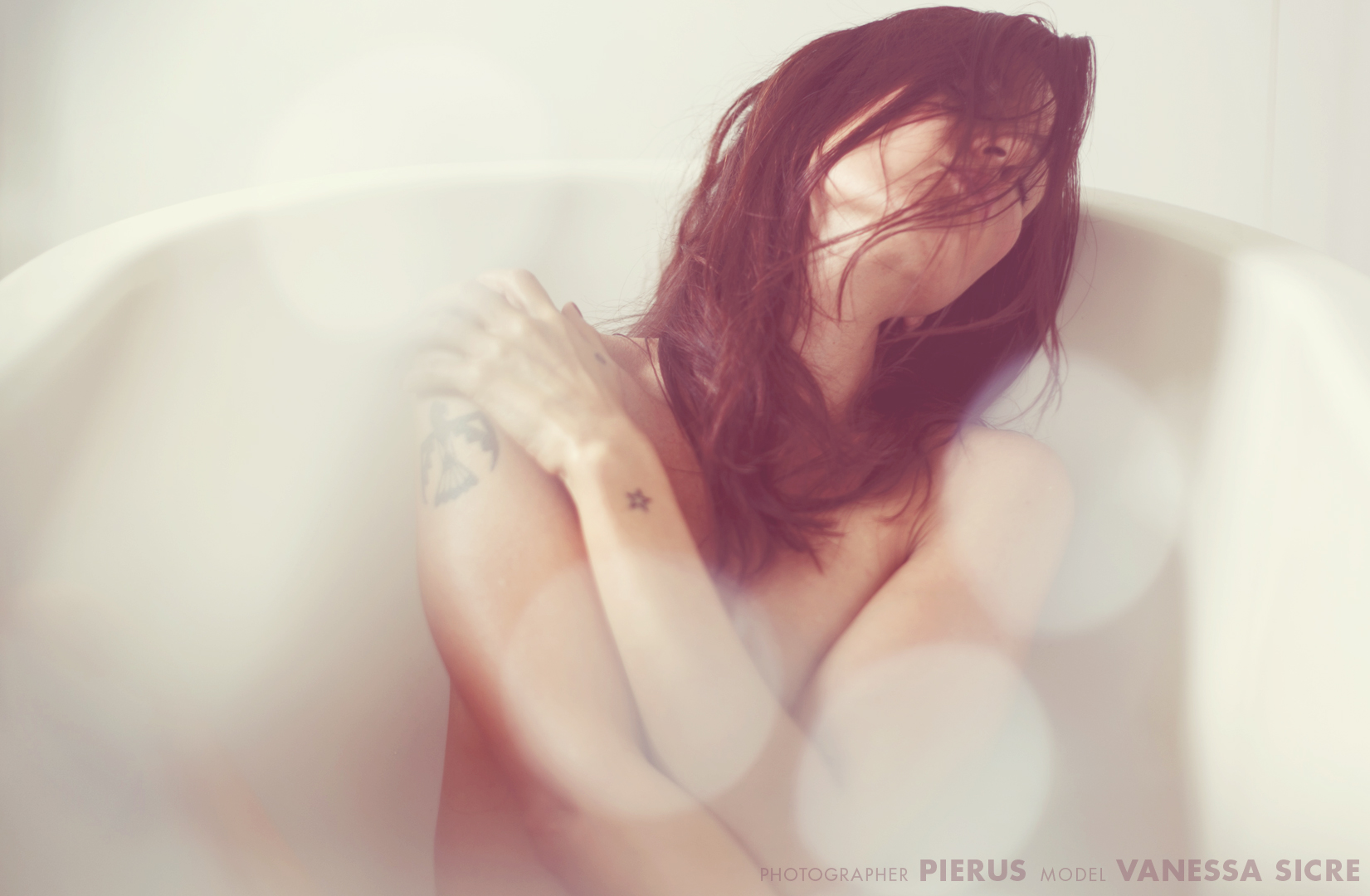 Model: Vanessa Sicre<br />
Photographer: Pierus
