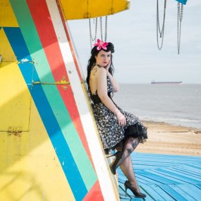 Seafront, Beach, Ride, Sea, Sand, Pin-up, Hee