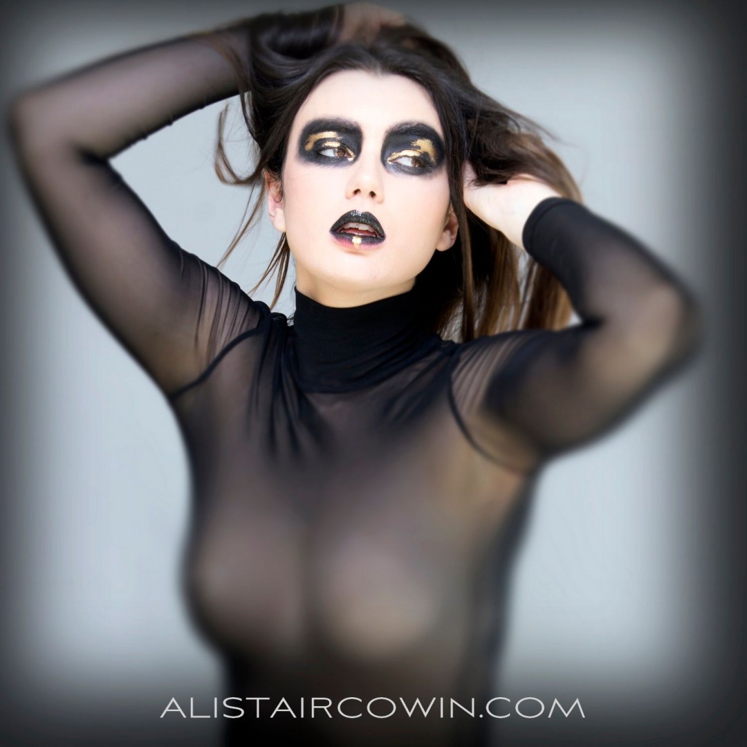 Photographed for Alistair Cowin's Beauty Book and the model's Portfolio.<br />
Model: Hannah Gardner