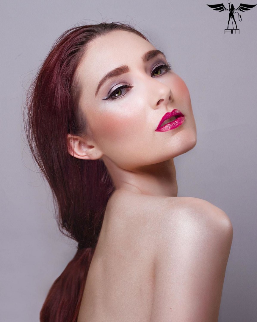 Photographer: Ali Mere<br />
MUA: 'Two Faced Make Up by Hayley Marie'
