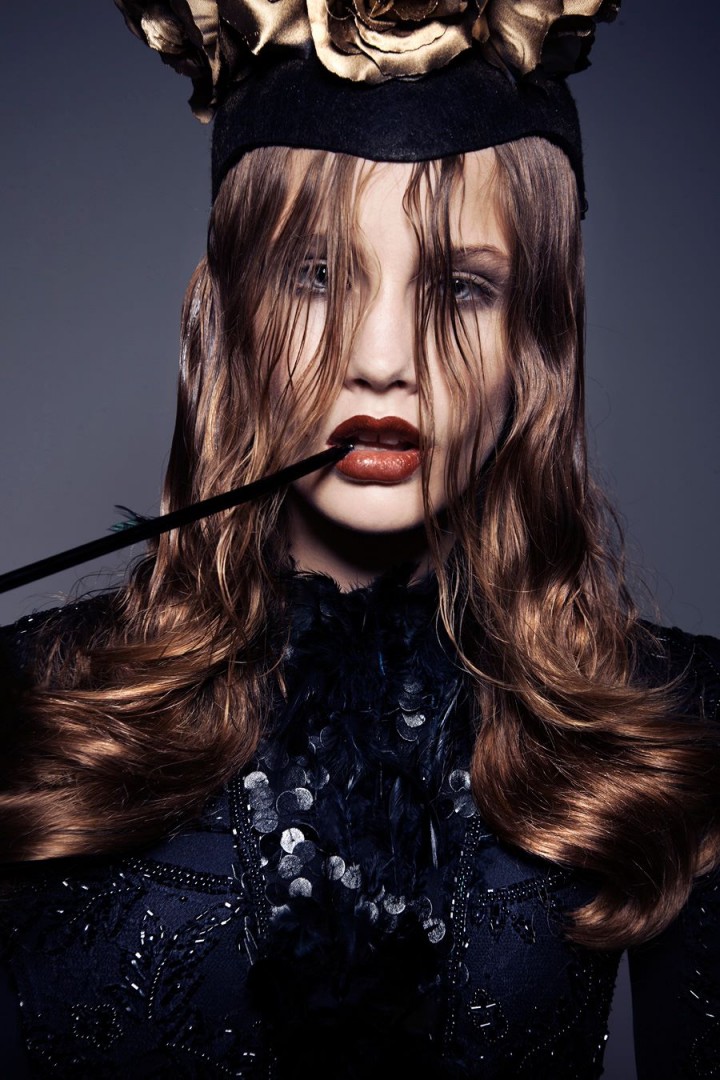 photo: Maciej Bernas<br />
Make up & styling: Boom Team<br />
model: Julie/ GaGa